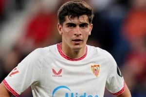 罗体：胡安卢渴望加盟那不勒斯，但塞维利亚并不想放球员离开