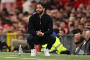 24-25赛季至今曼联英超13次主场先丢球，比任何英超球队都更多