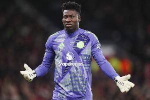 罗马诺：奥纳纳缺阵原因是体能状况，他未与其它俱乐部商谈转会