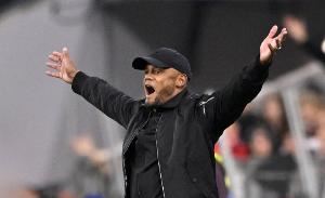 德媒：拜仁高层对孔帕尼非常满意，后者很严格但并不“专制”