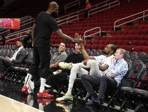 携手步入生涯第十九季！姐夫：KD被赋予了钥匙 我是他车上的乘客